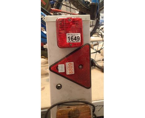 Car towing light bar. Not available for in-house P&amp;P, contact Paul O'Hea at Mailboxes on 01925 659133 
