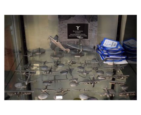 Collection of Franklin Mint pewter model aircraft - The Worlds Greatest Aircraft, together with a related display shelf   Con