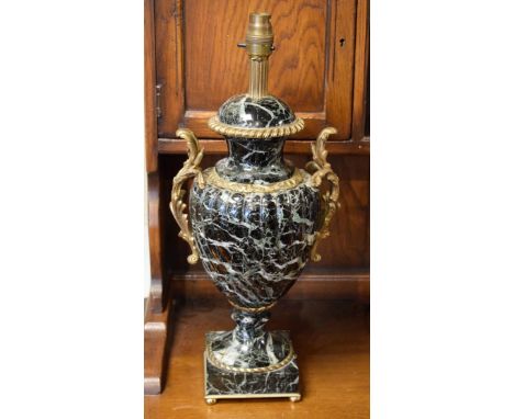 Good quality reproduction cast brass mounted marble baluster shaped table lamp   Condition: 