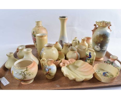 Tray containing a quantity of Worcester (Locke &amp; Co) wares decorated with birds and other designs including Aberystwyth C
