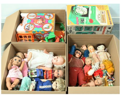 Collection of vintage vinyl dolls, etc, includes: Ideal Playing Jane, boxed; Palitoy Teeny Tiny Tears; vinyl mask faced cloth