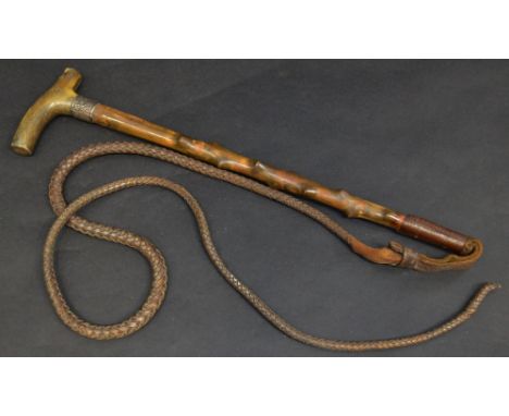 An early 20th century  horn handled hunting whip, silver collar, plaited leash 