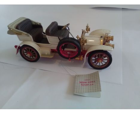 Mercedes Franklin mint 1/24 scale model of a White 1904 Mercedes Simplex in excellent condition. No box. Highly detailed qual