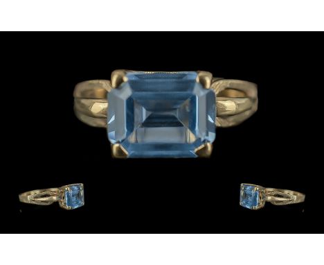 Ladies 9ct Gold Pleasing Single Stone Aquamarine Set Ring, marked 9ct to shank, the aquamarine of pleasing colour, est.weight