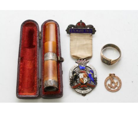 A silver and enamel Masonic jewel gold Masonic pendent and other oddments 