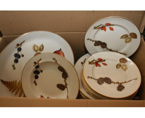 A Royal Worcester part service Wild Harvest