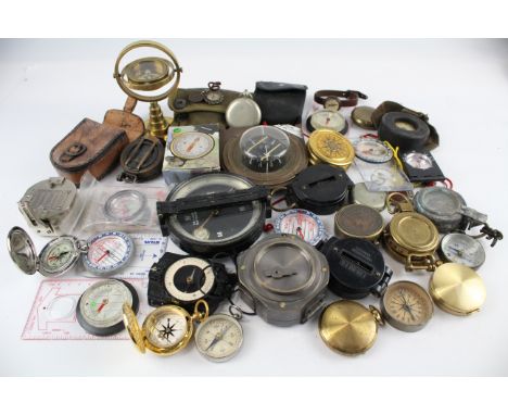 Job Lot Mixed Compasses Various Designs &amp; Makers Inc. U.S Army In vintage condition Signs of use &amp; age Please see pho