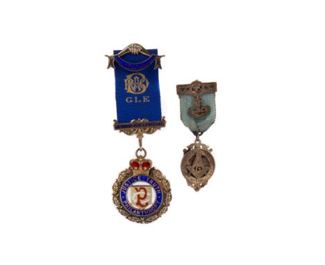 MASONIC INTEREST 'ROYAL ANTEDILUVIAN ORDER OF BUFFALOS' SILVER AND ENAMEL JEWEL, with bar clasp inscribed 'SIR COLLEY READ LO