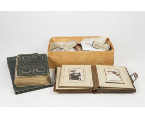 COLLECTION OF LOOSE CIGARETTE CARDS, mainly Players and Wills, part sets, 'The Reign of King George V', 'Film Stars', 'Speed'