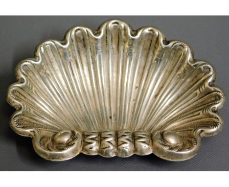 An Italian 0.800 silver shell trinket dish, 29.2g 