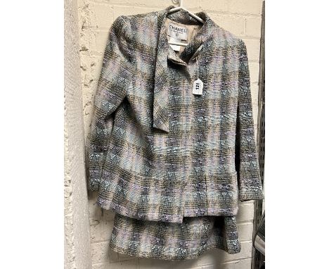 CHANEL BOUTIQUE VINTAGE SUIT SIZE 40