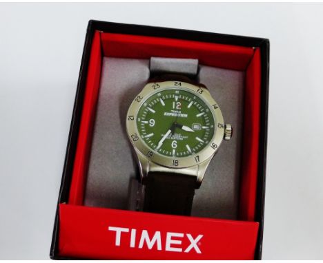 Gents Timex Expedition wristwatch, boxed  