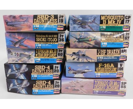 Ten boxed Hasegawa 1:48 &amp; 1:72 scale model aircraft kits, present as unused &amp; complete