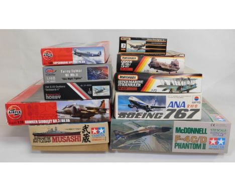 Ten boxed 1:24, 1:32, 1:48 &amp; 1:72 scale model aircraft kits Matchbox, Tamiya, Airfix, MPM, ANA &amp; Special Hobby, prese