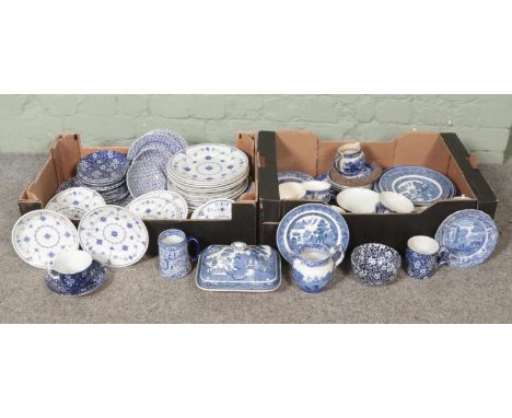 Two boxes of blue and white ceramics, to include examples from Wedgwood, Spode Italian, Old Willow and Masons Denmark