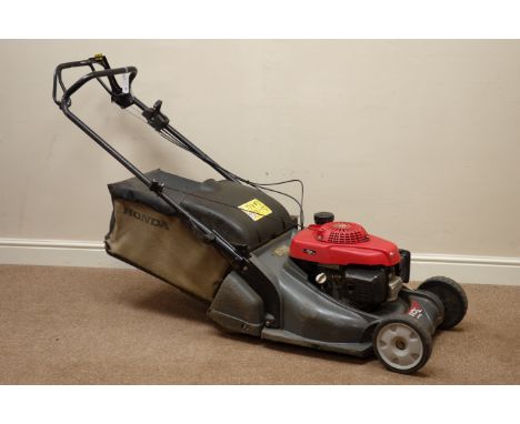 Honda HRX 476C petrol lawn mower with rear roller   Condition Report   Click here for further images, condition, auction time