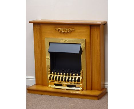 Fuel effect electric fire in oak finish surround, W91cm, H85cm, D30cm (This item is PAT tested - 5 day warranty from date of 