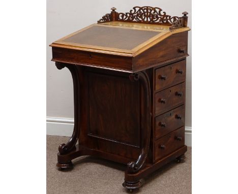 Victorian figured walnut davenport, sloped hinged top with leather inset, four drawers to right hand side, small pen drawer a