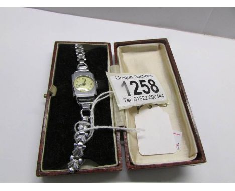 An Art deco style ladies wrist watch.