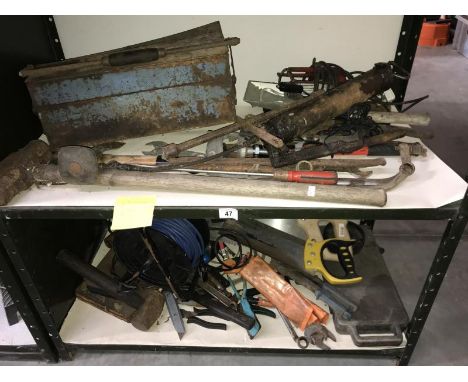 2 shelves of old DIY tools