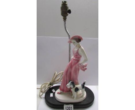 An Art Deco style lady figural table lamp.