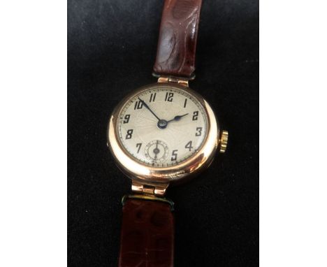 A ladies 9ct Swiss vintage wristwatch.