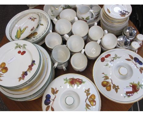 Quantity of Worcester 'Evesham' pattern part dinner and tea service comprising mugs, serving dishes, plates, etc (some items 