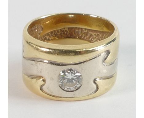 High quality 0.5ct (half carat appx.) diamond solitaire set heavy gents yellow &amp; white high carat gold designer ring, not