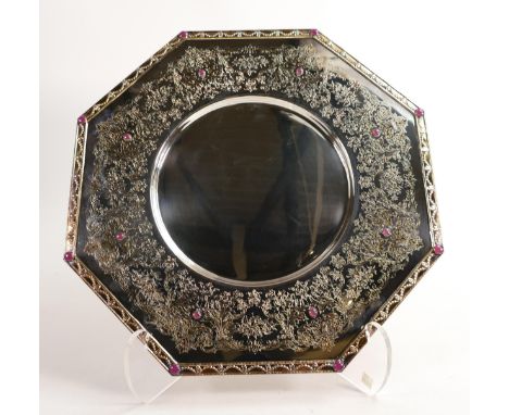 De Lamerie Fine silver plate and part gilt layplate  / tray, specially made high end quality item, new and Made in England, d