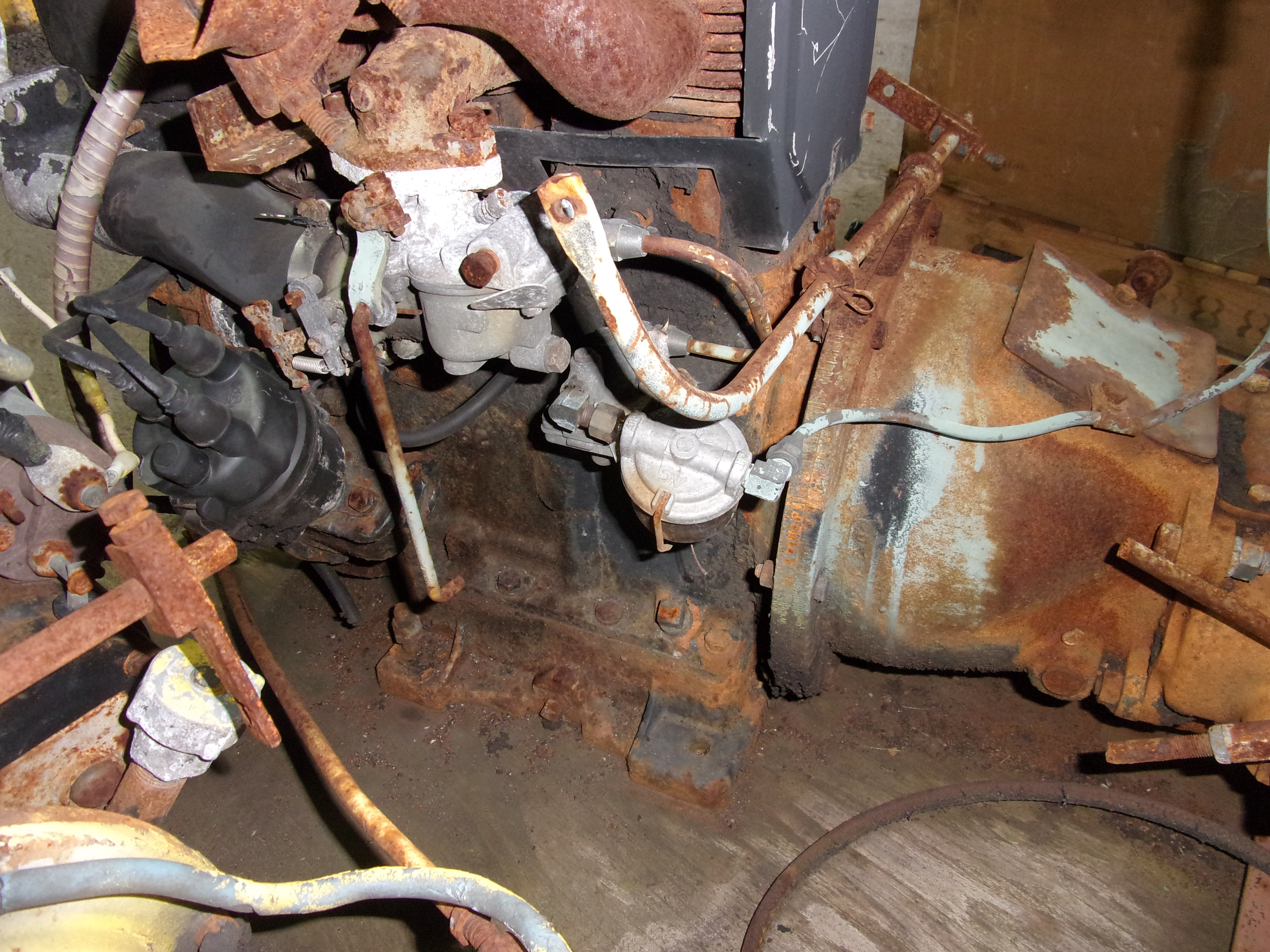 WISCONSIN 2 CYLINDER ENGINE AND TRANSMISSION