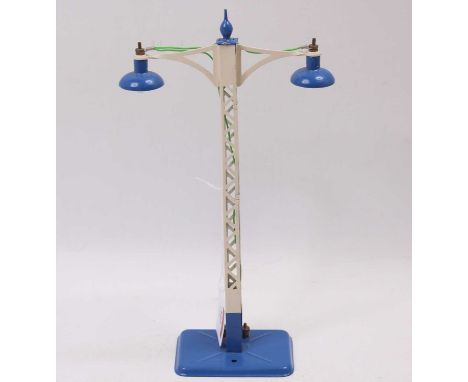 1933-8 Hornby No.2E Lamp Standard, lighter blue base, lamps &amp; finial, white lattice post, largely repainted to a high sta