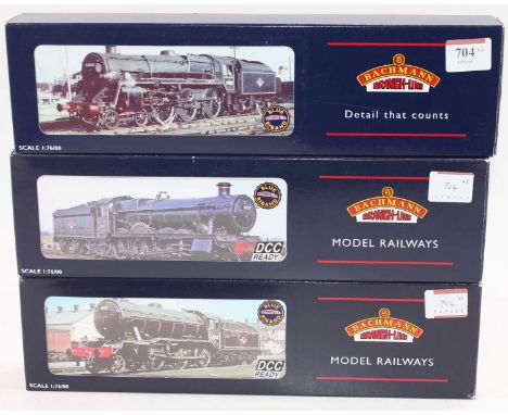 Three Bachmann Branchline locos &amp; tenders; 32-502 Standard class 5MT  4-6-0 73082 ‘Camelot’ BR lined black early emblem, 