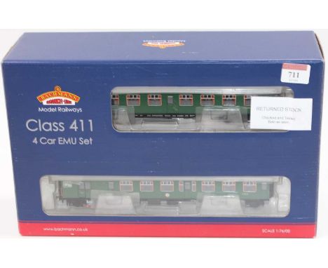 31-425A Bachmann Branchline Class 411 four-car CEP EMU set no.7141 late SR multiple unit green, 21DCC. Box is marked ‘Returne