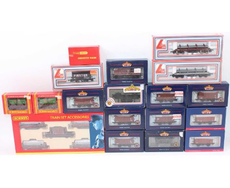 Large box containing 22 boxed assorted wagons by Bachmann, Lima, Hornby. Includes Hornby Train Set Accessories R6289. All (NM