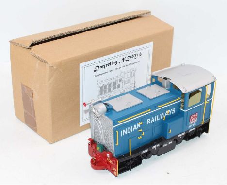 Roundhouse Engineering radio controlled battery operated model of a 32mm scale NDM6 0-4-0 Diesel Locomotive, finished in Darj