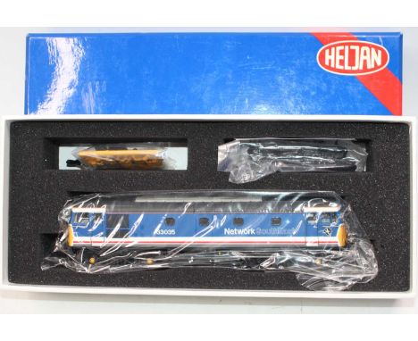Heljan item 3302 Class 33 D33035 NSE livery (M-BM)