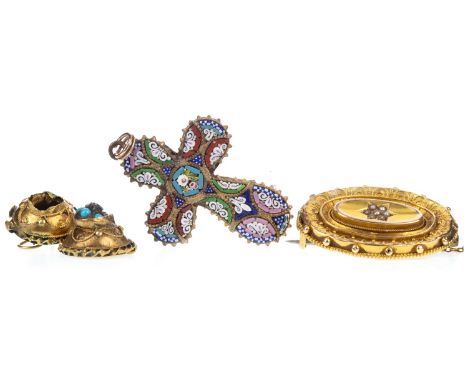 VICTORIAN SEED PEARL SET BROOCH, of oval form, 31mm wide, with central star motif, hair aperture to reverse, unmarked; along 