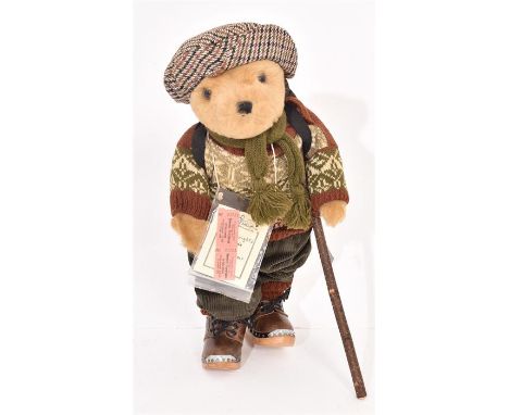 A Vintage Deans Rag Book Co Limited Edition Lakeland Bear in all round good condition. Limited edition of 300. Good quality m