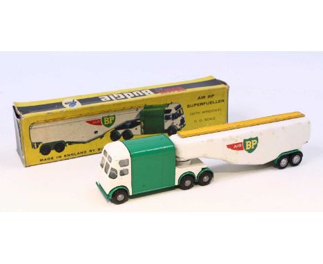 A Budgie Toys No. 280 Air BP Super Fueller, in white and green body with yellow ladder, and Air BP livery, housed in the orig