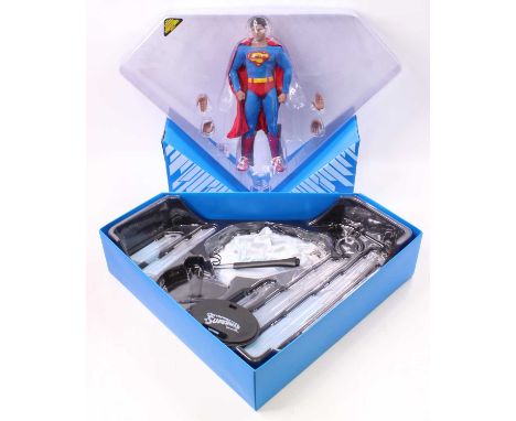 A Hot Toys Ltd 1/6 scale action figure of Superman No. MMS 152 'The Movie', appears complete, housed in the original card sle