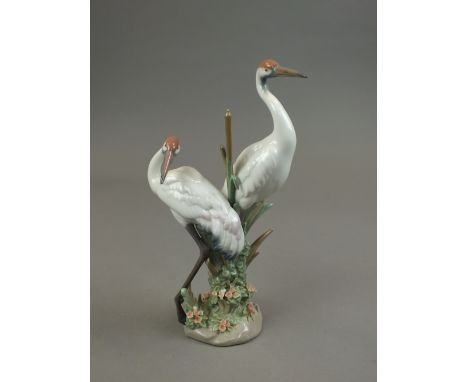 A Lladro figure of Courting Cranes', Model Num 1611, Sculptor Salvador Debon. Issued 1989, 28cm high