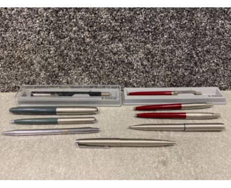 Total of 9 vintage Parker ball point pens