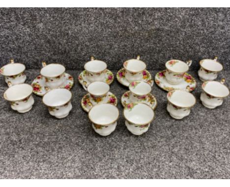 20 pieces of Royal Albert “Old Country Roses” includes 14x cups, 4x Saucers &amp; 2x plates