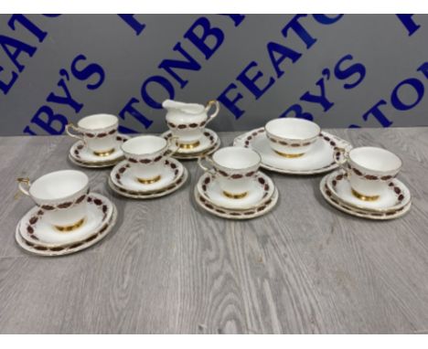 Vintage 1950s Pragon Elegence footed tea set