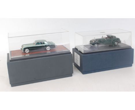 A 1/43 scale vintage diecast resin scale model group to include a Matrix Scale Models No. MX 10201-031 Bentley S Continental 