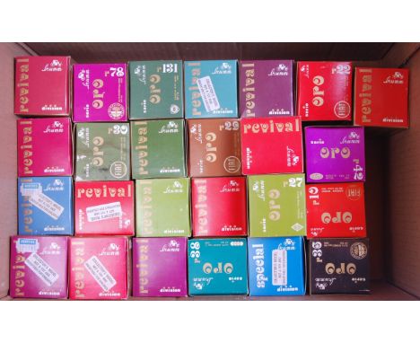 25 plastic cased Brumm Oro and Brumm Revival diecast vehicles, examples to include Grand Prix F2 130hp Corsa 1907, Bugatti Ti