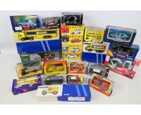 Corgi - Vanguards - Maisto - Bburago - Others - A boxed grouping of over 20 diecast model vehicles in several scales. Lot inc