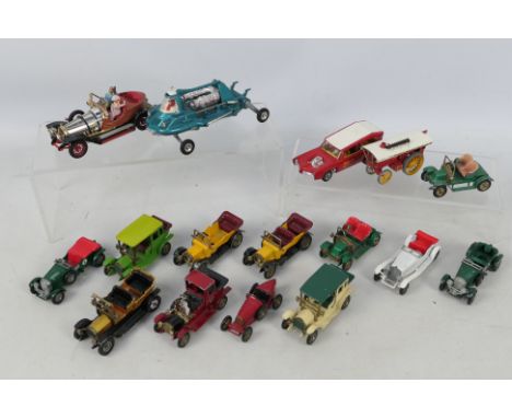 Corgi Toys - Dinky Toys - Matchbox Models of Yesteryear - A group of unboxed diecast model vehicles in various scales, includ