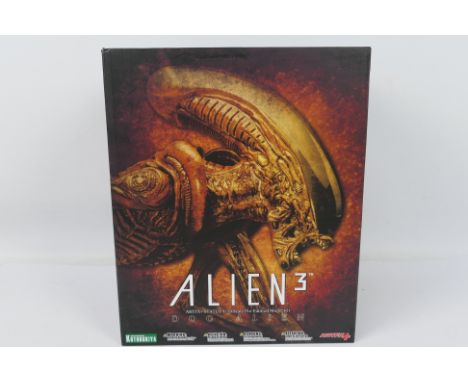 Kotobukiya - Alien 3 - An unopened Alien 3 Dog Alien Artfx+ Statue in 1:10 th scale. The box appears to still be factory seal