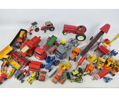 Britains - Yaxon - Ertl - Corgi - Matchbox - Others - An unboxed group of diecast agricultural models in various scales. Lot 